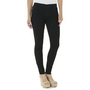 HTF!! Miss Poured in Blue skinny jeans- nwt 10 Blk
